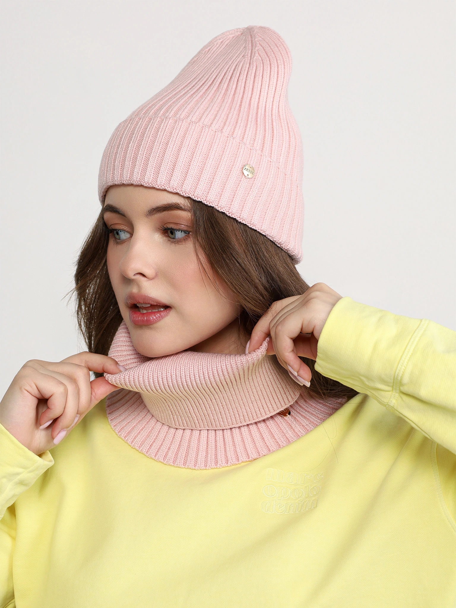 Шарф-снуд голубого цвета